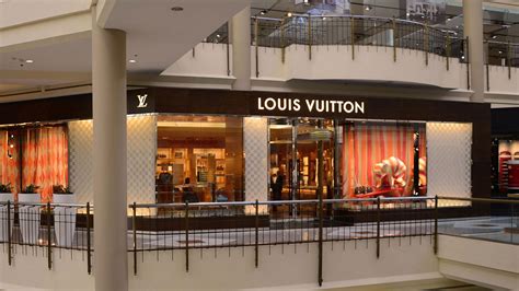 louis vuitton store tysons corner|louis vuitton tysons 2.